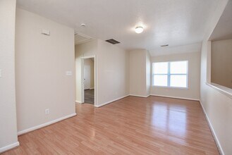 Building Photo - 7542 Autumn Sun Dr