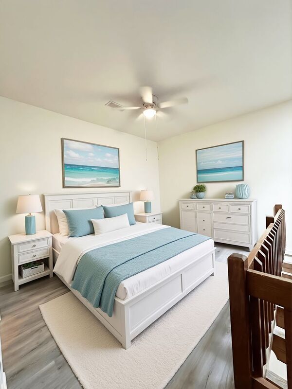 Building Photo - 235 King St