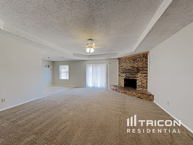 Foto del edificio - 6411 Hidden Springs Drive Arlington TX