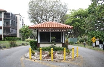 Building Photo - 6361 N Falls Cir Dr