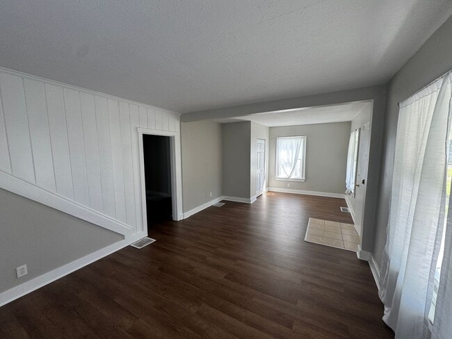 Foto del edificio - Beautiful 3 Bed and 2 Bath Home