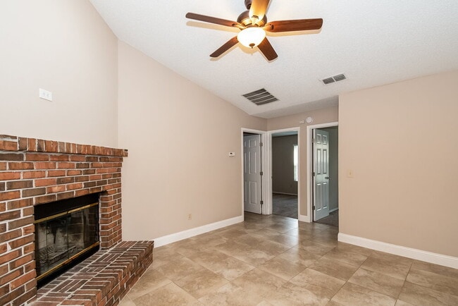 Building Photo - 5943 Early Harvest Ct