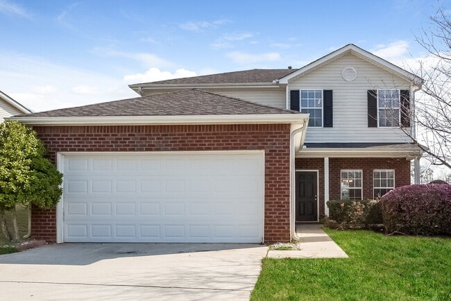 Building Photo - 1607 Thornwick Trace