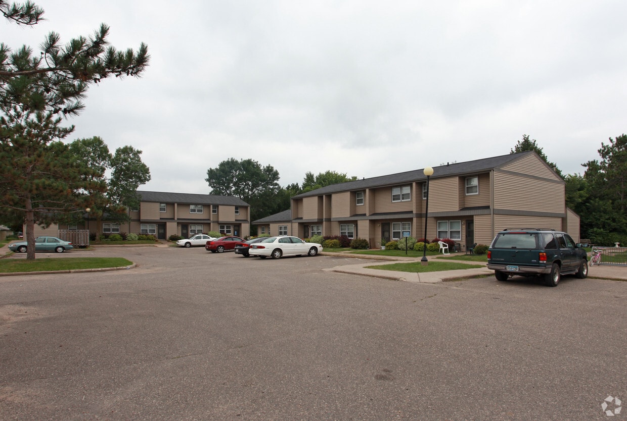 Townhomes Apartments in New Richmond, WI