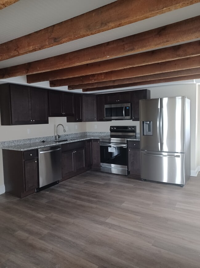 Foto del edificio - 300-302 N Kent St