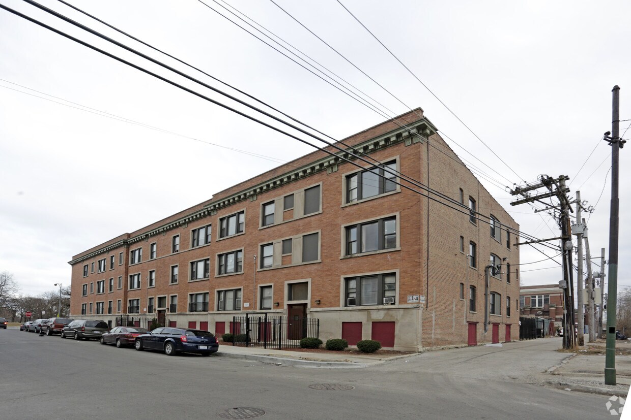 Building Photo - 5300 S King Dr