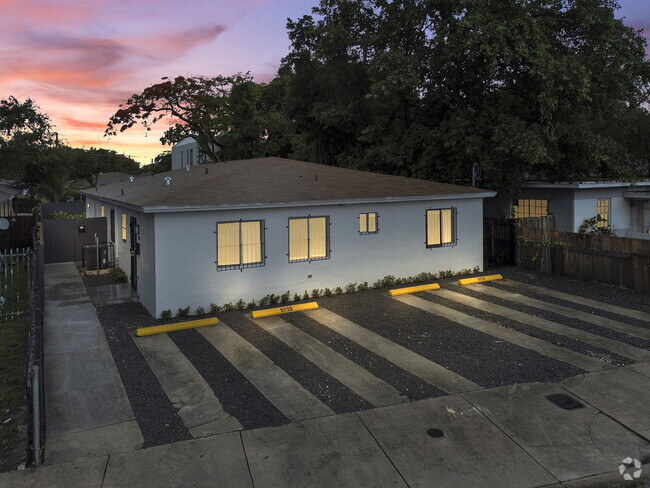 Building Photo - 5751 NW 6th Ave