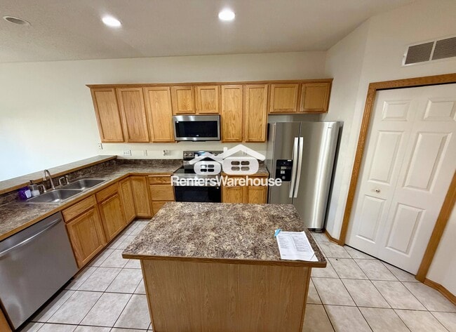 Building Photo - 1476 111th Dr NE