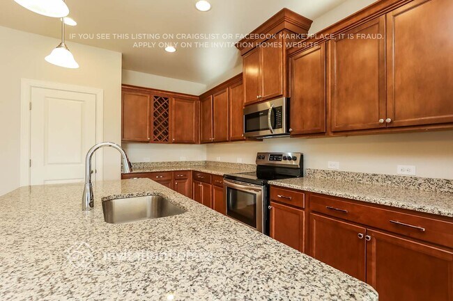 Foto del edificio - 116 Saddle Wood Ln