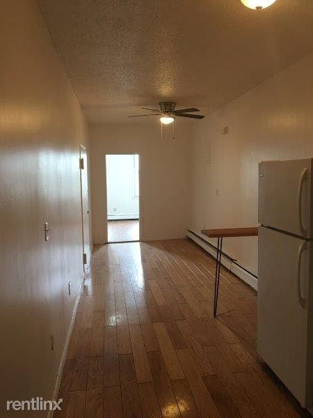 Foto del edificio - 2 br, 1 bath  - 163 Central Ave