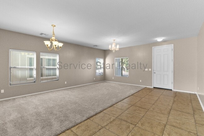 Building Photo - 11017 W Elm St