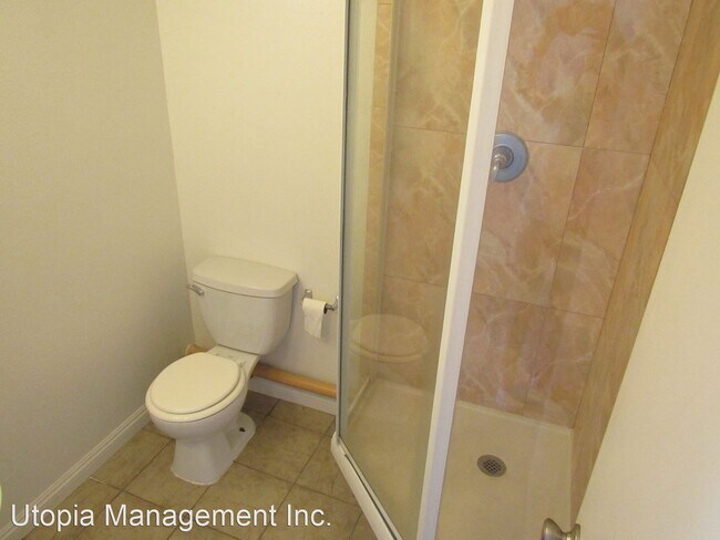 Building Photo - 2 br, 2 bath House - 83 Stanford Court #83