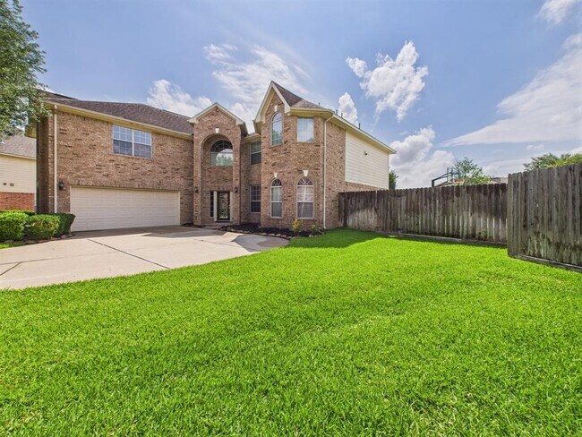 Foto del edificio - 26306 Shady Walk Ln