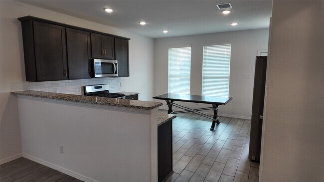 Building Photo - 23011 Bright Lgt Ln