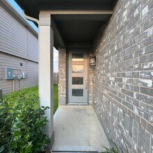 Building Photo - 5626 Smokey Bear Ln