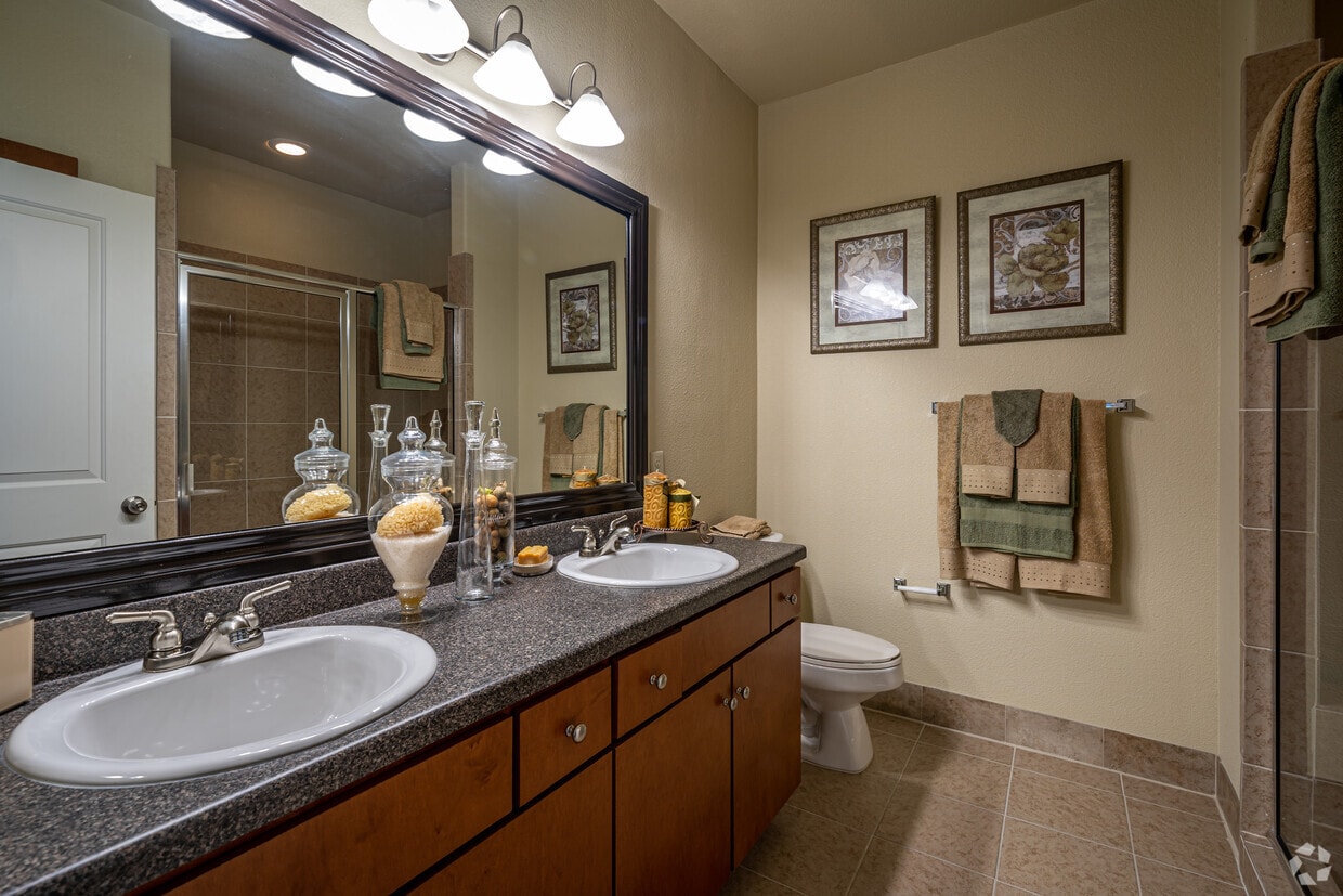 The Fountains at Almeda - 9000 Almeda Rd Houston, TX 77054