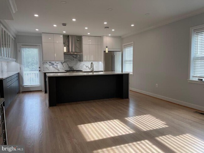 Foto del edificio - 1311 Allison St NE