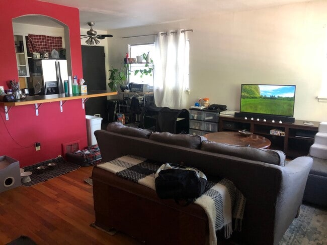 Foto del edificio - 1010 NW Fisk St