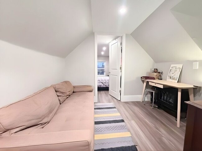 Photo du bâtiment - 68 Smith Ave