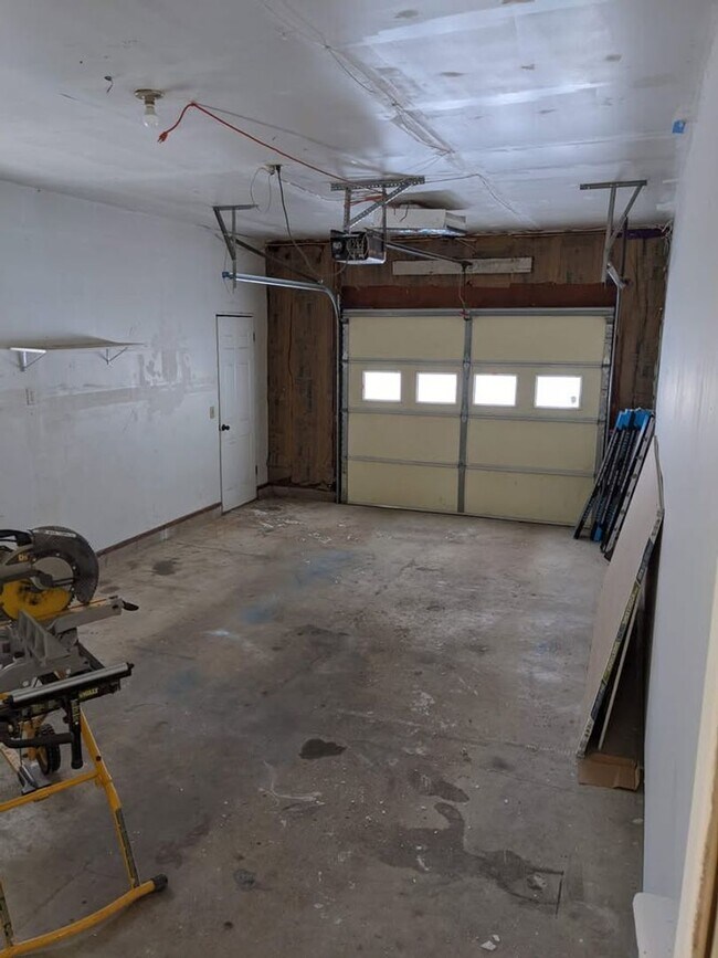 Foto del edificio - House For Rent