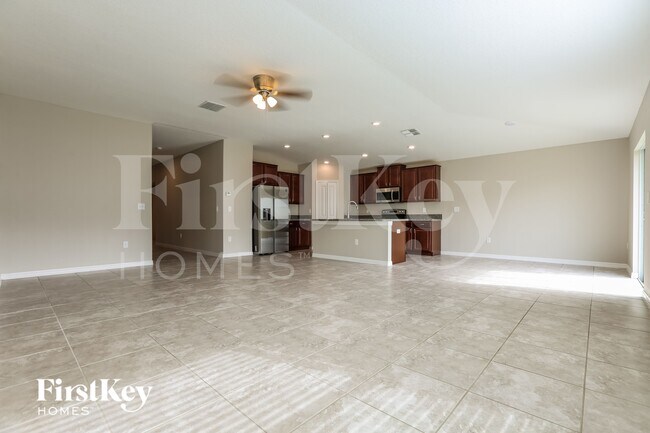 Building Photo - 10931 Rainbow Pyrite Dr