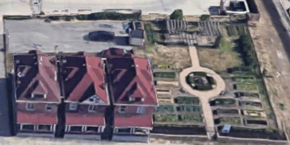 Aerial Photo - 1100-1110 E 8th St