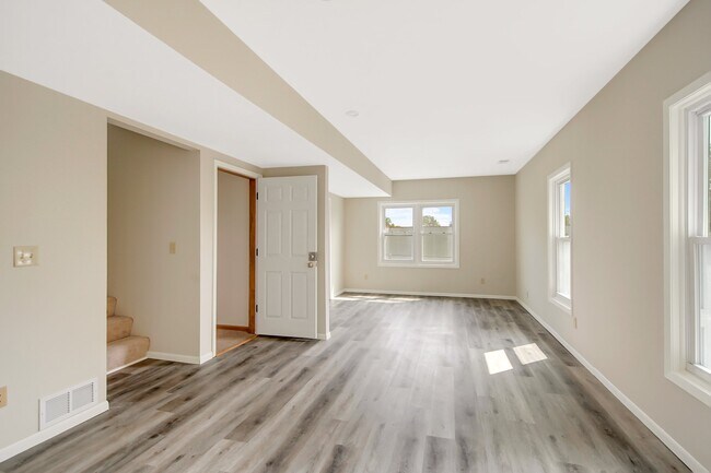Front Door Living Room - 1011 N Humboldt Ave N