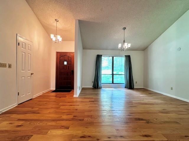 Building Photo - 5175 Sunburst Dr