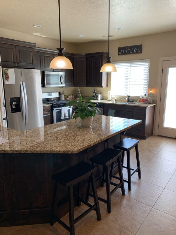 Foto del edificio - 355 W 200 S