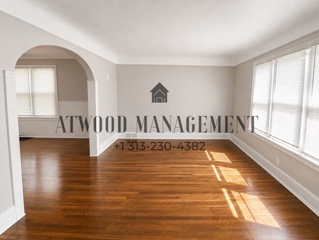 Foto del edificio - 17815 McIntyre St