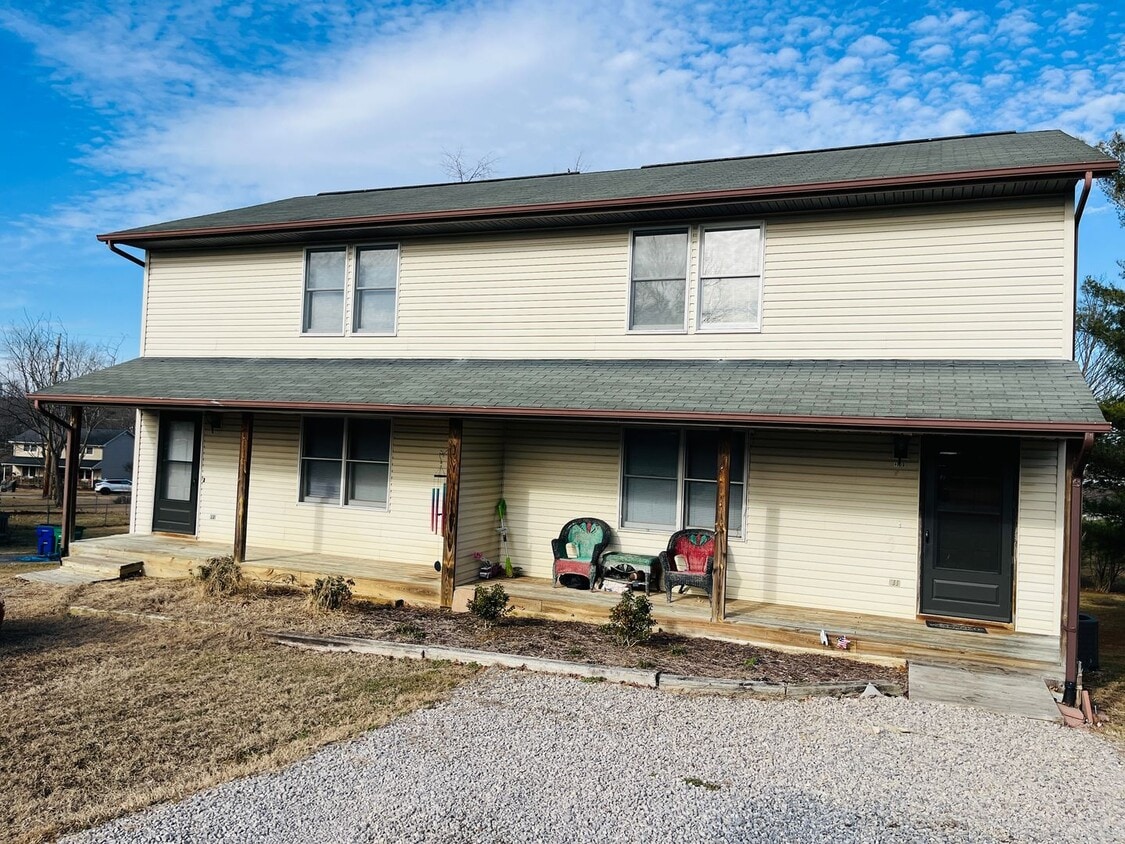 Primary Photo - 3 Bedroom, 1.5 Bathroom Duplex