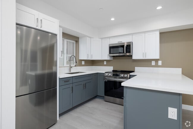 Interior Photo - Fairfax Townhomes