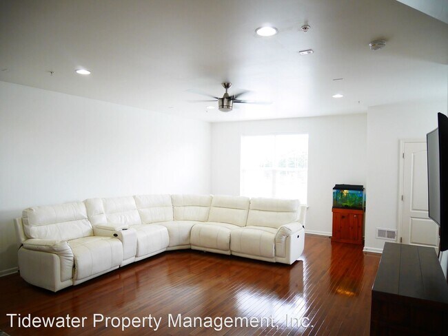 Foto del edificio - 3 br, 2.5 bath House - 9521 Elizabeth Howe Ln
