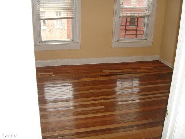 Building Photo - 43 S Fulton Ave