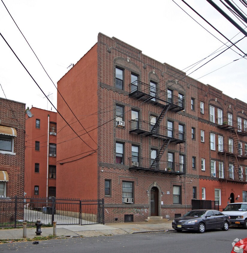 Building Photo - 35-37 97th St
