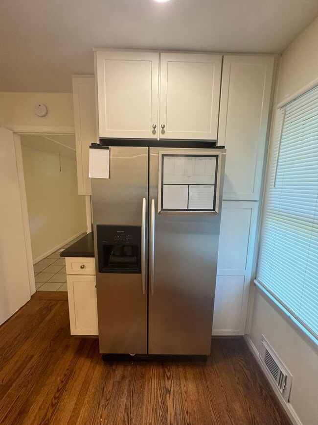 Foto del edificio - Cute 3 Bedroom House on Hardin Dr.!