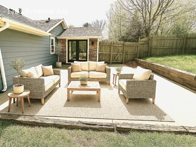 Foto del edificio - 1303 Burnham Ave