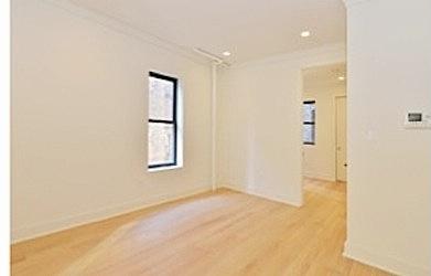 Building Photo - 222 W 21st St