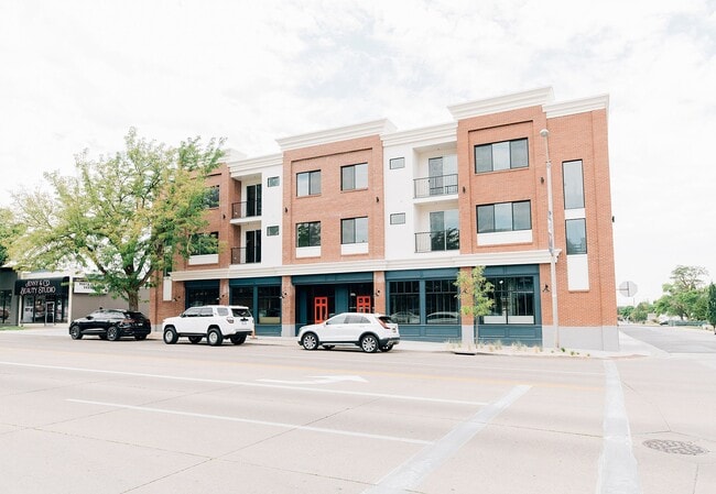 Photo - 408 S Main St (Bountiful, UT) Apartment