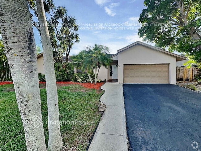 Building Photo - 9640 Richmond Cir