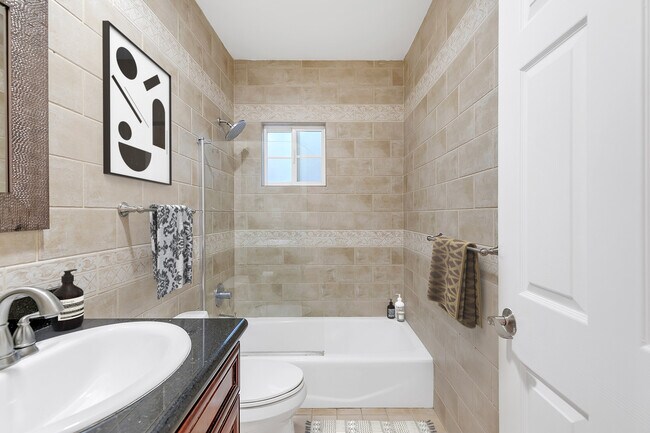 Foto del edificio - 1340 9th St