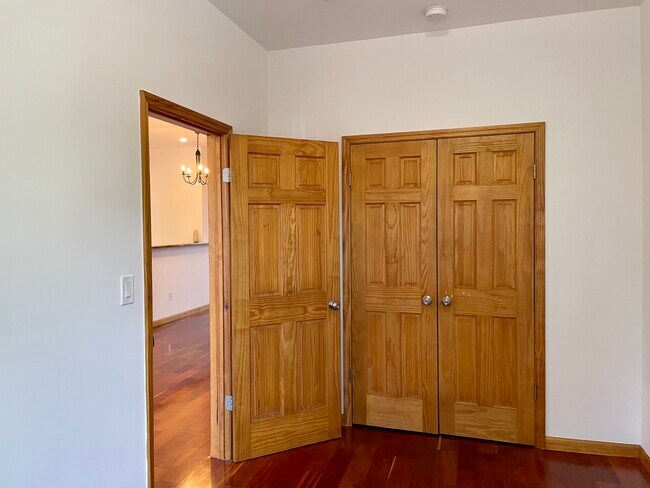 Building Photo - 5761 59th St