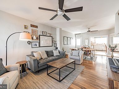 Entrada - 657 Gerhard St