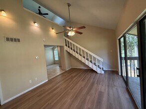 Building Photo - 12900 Walden Rd