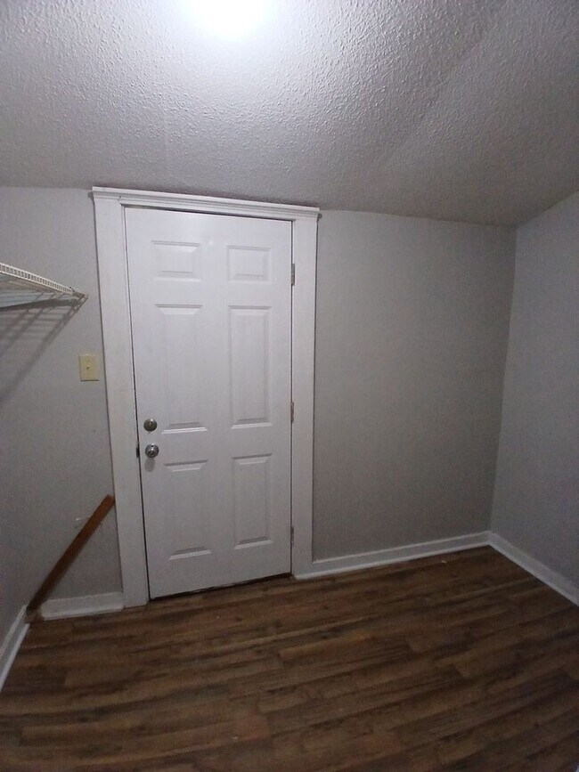 Foto del edificio - Charming 3 Bedroom 1 Bath | Open to Section 8