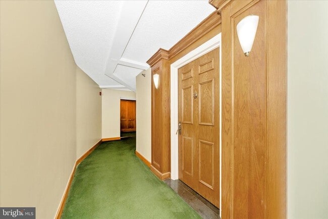 Building Photo - 1080 Wisconsin Ave NW