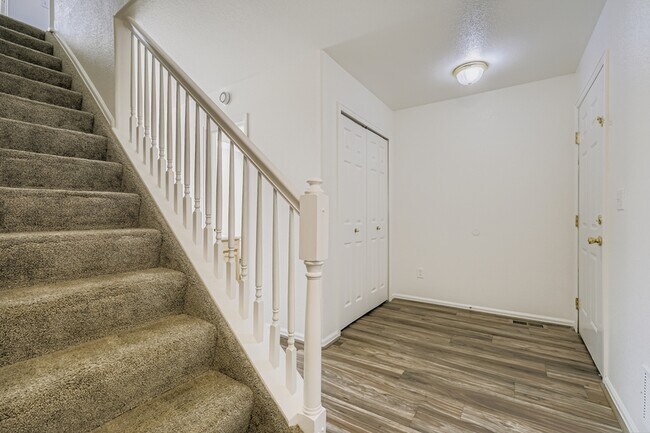 Foto del edificio - 655 Bosque Vista Point