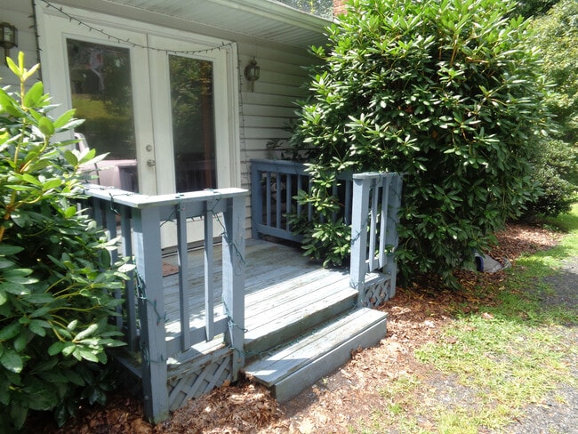 Photo - 196 Clyde Williams Dr House