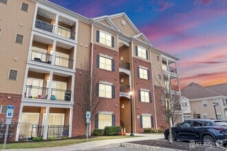 Building Photo - 427 Micali Way