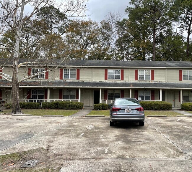 Building Photo - 1506 Ricardo St